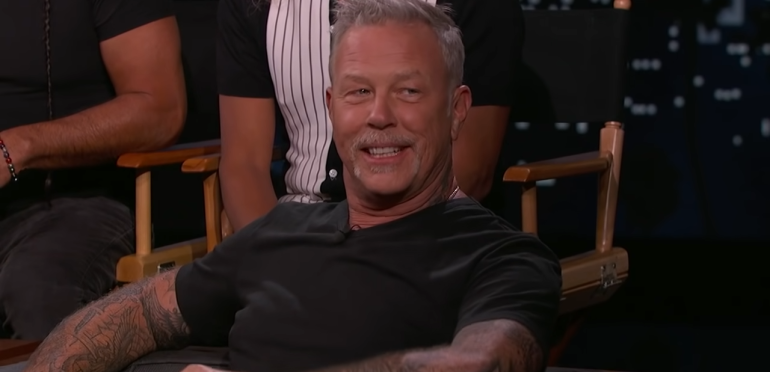 James Hetfield belt met fan die beviel tijdens Metallica-concert