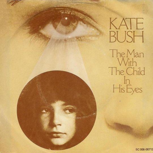 Coverafbeelding The Man With The Child In His Eyes - Kate Bush