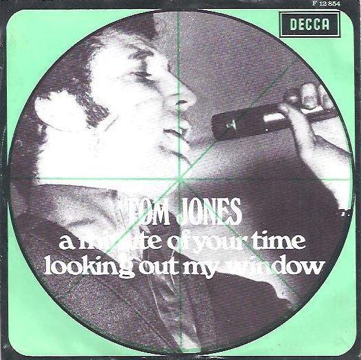 Coverafbeelding A Minute Of Your Time - Tom Jones