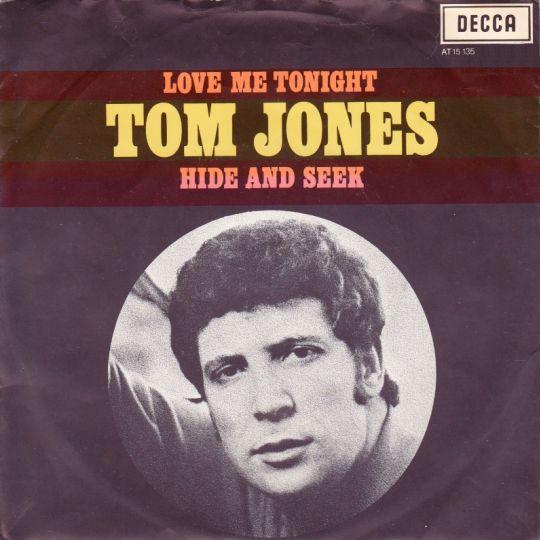 Coverafbeelding Love Me Tonight - Tom Jones